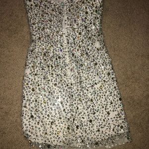Women’s dress